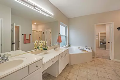 11507 Canyon Woods Drive, Tomball, TX 77377 - Photo 23