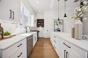 2806 Mills St, Houston, TX 77026 - Photo 11