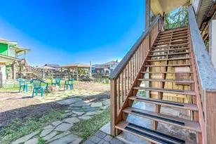 837 Marlin St, Bayou Vista, TX 77563 - Photo 37