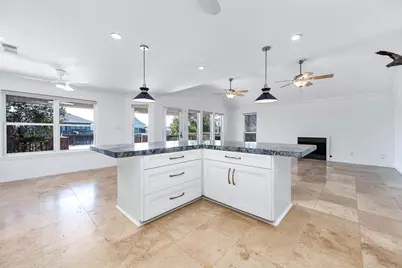 837 Marlin Street, Bayou Vista, TX 77563 - Photo 9