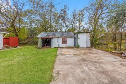 15517 Highway 6, Santa Fe, TX 77517 - Photo 3