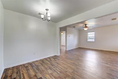 402 N 1st Street, Beasley, TX 77417 - Photo 15