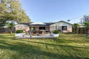 235 Hwy 90 E, Sealy, TX 77474 - Photo 23