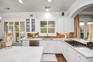 6302 Hermann Lake Dr, Houston, TX 77021 - Photo 17