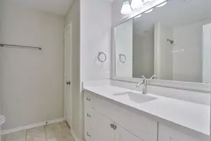 1110 Lasso Ct, Alvin, TX 77511 - Photo 17
