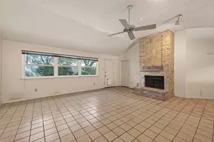 7910 Picador Dr, Houston, TX 77083 - Photo 17