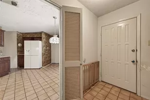 7910 Picador Dr, Houston, TX 77083 - Photo 5