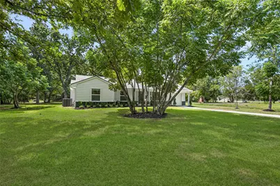 703 Newton Drive, Richmond, TX 77469 - Photo 5