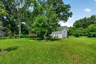 7351 Brace St, Houston, TX 77061 - Photo 45