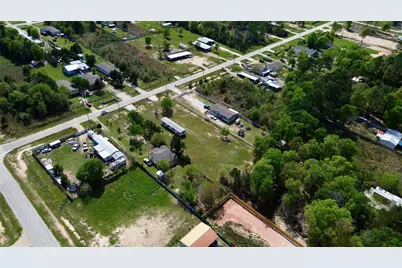 1202 County Road 5035, Cleveland, TX 77327 - Photo 13