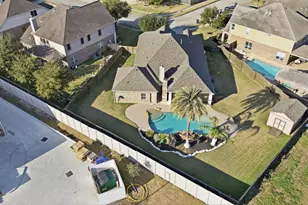 12403 Emerald Ln, Mont Belvieu, TX 77535 - Photo 45