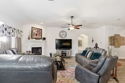 12403 Emerald Lane, Mont Belvieu, TX 77535 - Photo 19