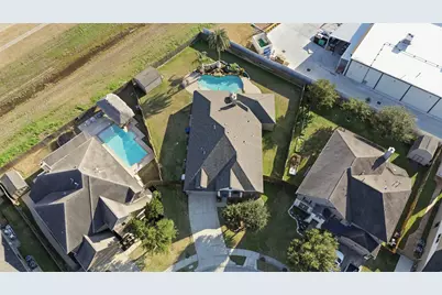 12403 Emerald Lane, Mont Belvieu, TX 77535 - Photo 43