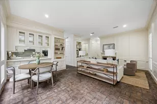 1422 Nantucket Dr, Houston, TX 77057 - Photo 7
