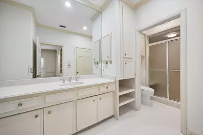 1422 Nantucket Drive #C, Houston, TX 77057 - Photo 15