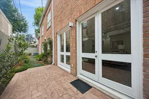 1422 Nantucket Dr, Houston, TX 77057 - Photo 23