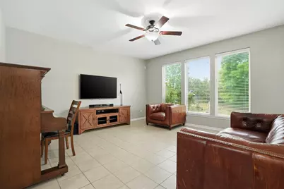 13914 Winthorpe Court, Houston, TX 77047 - Photo 5