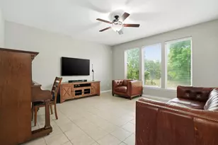 13914 Winthorpe Ct, Houston, TX 77047 - Photo 5