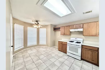 16827 Ashbridge Court, Spring, TX 77379 - Photo 5