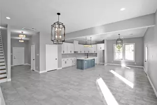 1715 Valleyview Dr, La Porte, TX 77571 - Photo 1