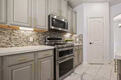 270 Redwood Canyon Trail, Conroe, TX 77301 - Photo 15