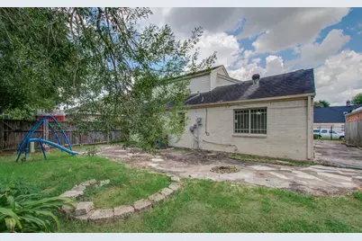 13147 Hollowcreek Park Drive, Houston, TX 77082 - Photo 37