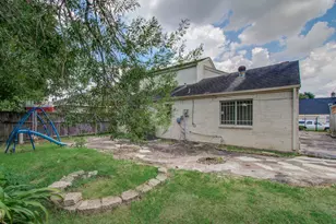 13147 Hollowcreek Park Dr, Houston, TX 77082 - Photo 37