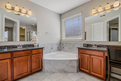 2304 Dolan Falls Lane, Pearland, TX 77089 - Photo 19