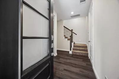 11004 Mikula Drive, Houston, TX 77043 - Photo 3