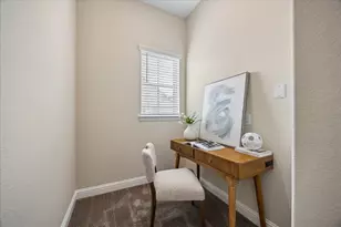11004 Mikula Dr, Houston, TX 77043 - Photo 25