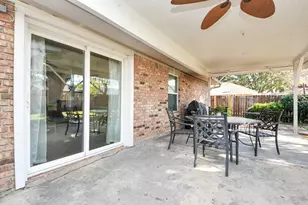 8607 Shadow Crest St, Houston, TX 77074 - Photo 33