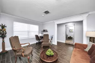 8607 Shadow Crest St, Houston, TX 77074 - Photo 7