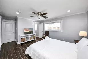 8607 Shadow Crest St, Houston, TX 77074 - Photo 15