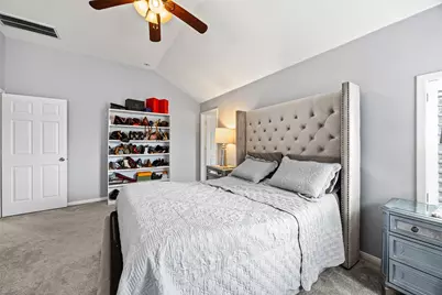 8119 Oat Meadow Trail, Houston, TX 77049 - Photo 21