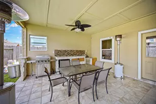 8119 Oat Meadow Trail, Houston, TX 77049 - Photo 29