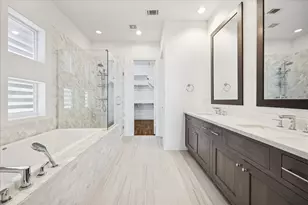 1243 W 15th 1/2 St, Houston, TX 77008 - Photo 15