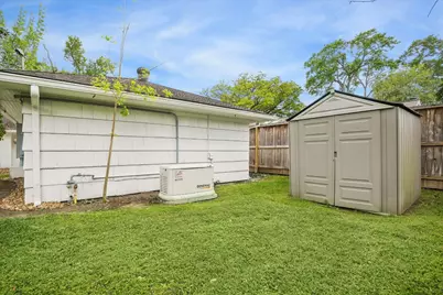 5656 Piping Rock Lane, Houston, TX 77056 - Photo 23