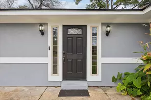 4718 Blanton Blvd, Houston, TX 77092 - Photo 5