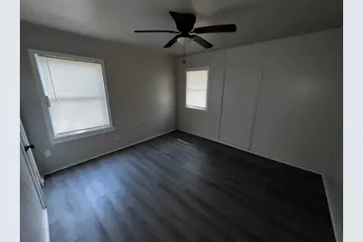 5401 Doolittle Boulevard, Houston, TX 77033 - Photo 11