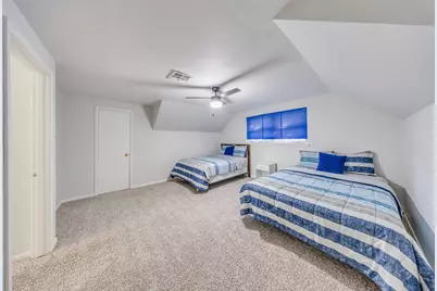 2519 Lazy Lake Drive, Houston, TX 77058 - Photo 19