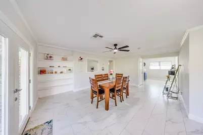 2519 Lazy Lake Drive, Houston, TX 77058 - Photo 11