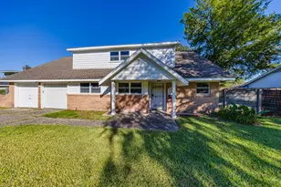 2519 Lazy Lake Dr, Houston, TX 77058 - Photo 1