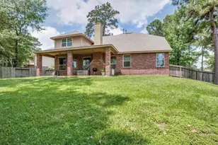 3 Logan Creek Lane, Conroe, TX 77304 - Photo 9