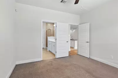 4203 W Bayou Maison Circle, Dickinson, TX 77539 - Photo 9