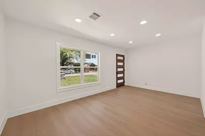 3209 McCrarey Drive, Houston, TX 77088 - Photo 11