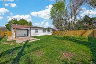 3209 McCrarey Dr, Houston, TX 77088 - Photo 37