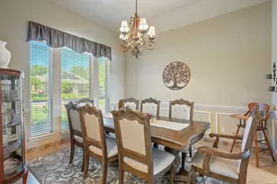 3710 Williams Trace Dr, Bryan, TX 77808 - Photo 11