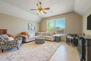 3710 Williams Trace Dr, Bryan, TX 77808 - Photo 5