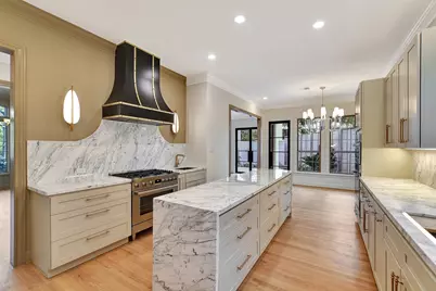 74 Briar Hollow Lane, Houston, TX 77027 - Photo 23