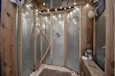 16630 Bermuda Way, Jamaica Beach, TX 77554 - Photo 11